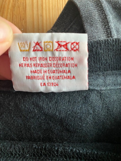 Vintage Looney Tunes Wile E. Coyote & Road Runner All-Over Print T-Shirt - 90s Cartoon Graphic