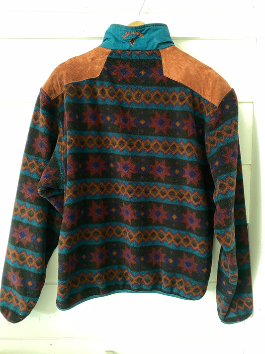 Unisex Vintage Tribal-Print Fleece Pullover – Stay Cozy and Unique Size Large